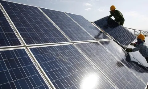 Mỹ miễn thuế 2 năm cho tấm pin năng lượng mặt trời của Việt Nam