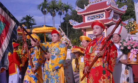 Độc đáo Lễ hội Điện Huệ Nam tại Thừa Thiên - Huế