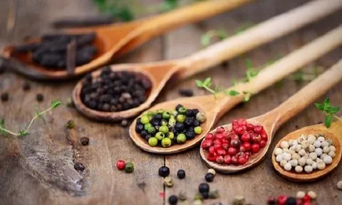 Giá tiêu hôm nay 2/9: Giá tiêu tiếp tục lao dốc, tuột khỏi mốc 70.000 đồng/kg