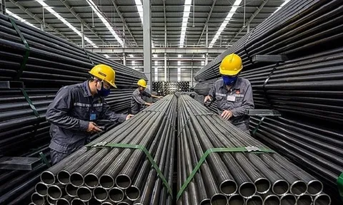 Giá thế giới tiếp tục tăng, Việt Nam nhập siêu 2,2 triệu tấn sắt thép