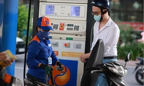 Bộ Tài chính tăng chi phí định mức trong giá cơ sở xăng dầu