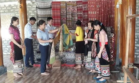 Nghệ An: Định hướng tiêu thụ sản phẩm OCOP gắn với du lịch cộng đồng