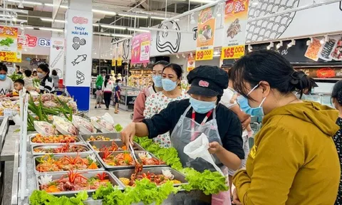 Giá nhiên liệu, thực phẩm gây áp lực tăng giá