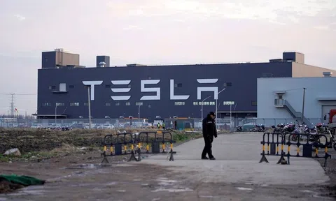 Ô tô điện Tesla tạm dừng sản xuất tại nhà máy Thượng Hải