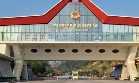 Nhiều cửa khẩu nghỉ Tết, tạm dừng thông quan ở Lạng Sơn