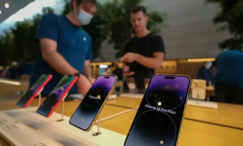Lần đầu tiên lợi nhuận Apple giảm mạnh sau 7 năm