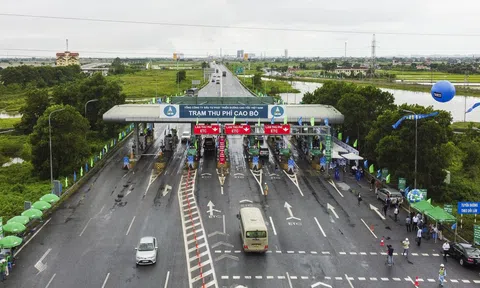 Bộ Giao thông vận tải yêu cầu sớm triển khai công nghệ thu phí không barie