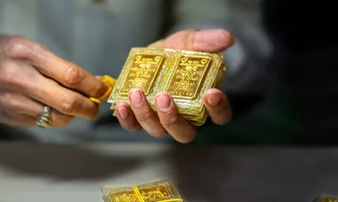 Giá vàng trong nước và thế giới cùng giảm