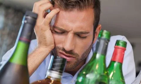 Tác hại nguy hiểm đối với cơ thể nếu uống bia quá nhiều mỗi ngày ai cũng cần phải biết