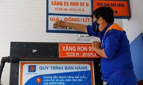 Giá xăng, dầu đồng loạt tăng nhẹ