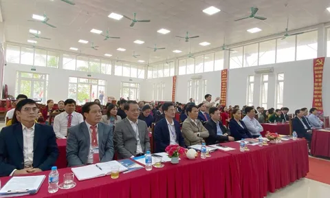 TP. Sầm Sơn ra mắt và tập huấn xây dựng mô hình “Chính quyền thân thiện, vì Nhân dân phục vụ”