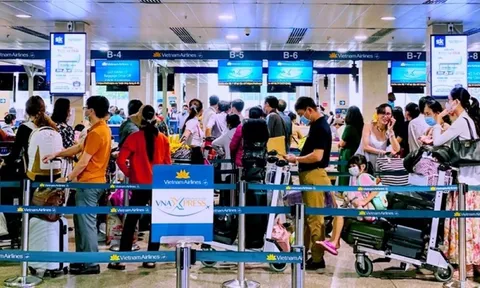Sát kỳ nghỉ lễ 30/4 - 01/5, giá vé máy bay quay đầu giảm mạnh