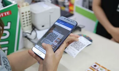 Giao dịch qua QR Code tăng tới 160%