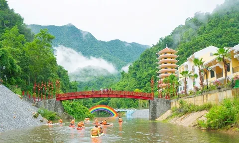 Quảng Nam kiên trì phát triển du lịch xanh gắn với văn hoá bản địa