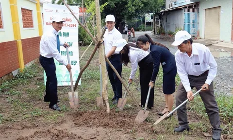 Hơn 9.000 cây xanh được trồng nhờ chương trình “Toyota chung tay xanh hóa học đường”