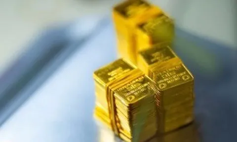 Giá vàng cuối tuần đảo chiều giảm